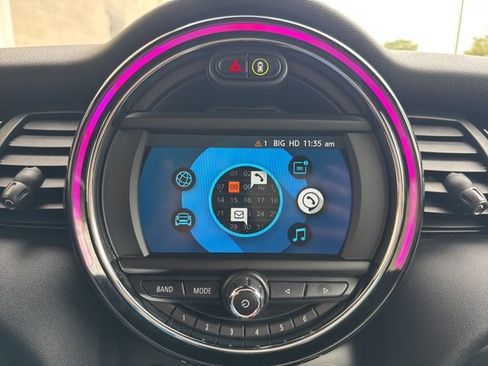 Used 2019 MINI Cooper S w/ Premium Package image 26