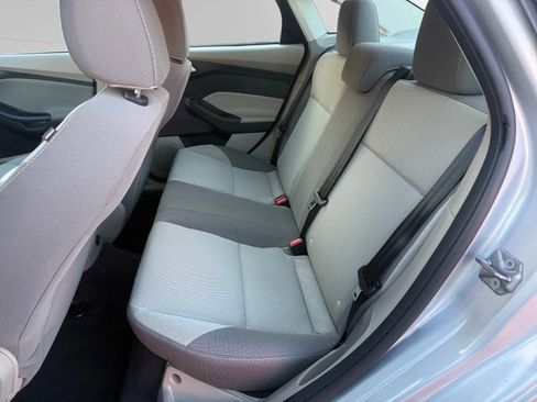 Used 2013 Ford Focus SE image 17