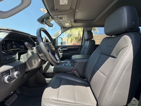 Used 2024 GMC Sierra 3500 Denali w/ Denali Reserve Package AWD/4WD image 9