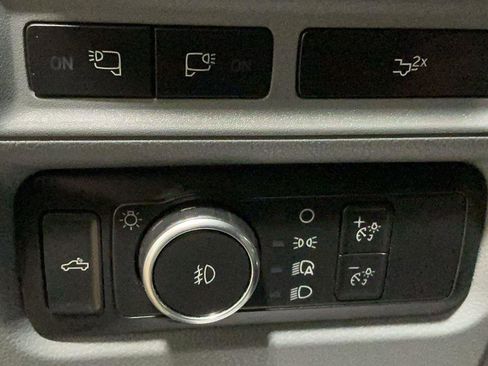 Certified 2022 Ford F150 XLT w/ Equipment Group 302A High image 15