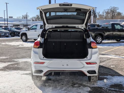 Certified 2022 Buick Encore GX Select w/ Experience Buick Package image 32