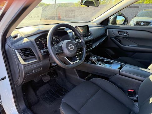 Used 2024 Nissan Rogue S image 13