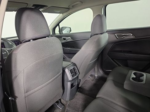 Certified 2025 Kia Sportage LX FWD image 26
