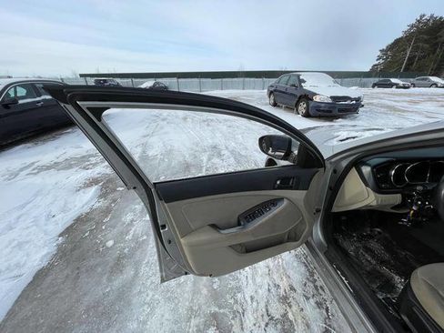 Used 2013 Kia Optima LX image 20