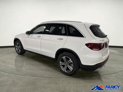 Used 2021 Mercedes-Benz GLC 300 image 2