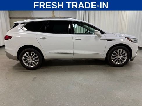 Used 2020 Buick Enclave Premium w/ Sun and Sites Package AWD/4WD image 3