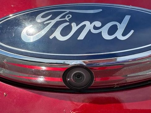 Used 2017 Ford Taurus Limited image 23