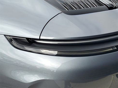 Used 2025 Porsche 911 Carrera 4 GTS image 16