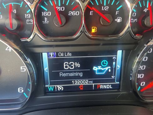 Used 2019 GMC Yukon XL SLT w/ Open Road Package RWD image 13