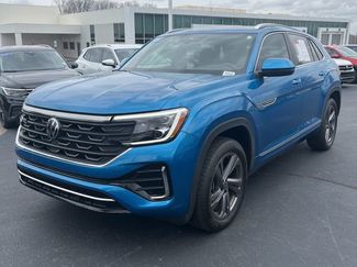 Used 2024 Volkswagen Atlas Cross Sport SEL R-Line video 1