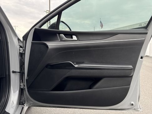 Used 2022 Kia K5 GT-Line image 34