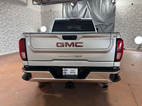 Used 2022 GMC Sierra 2500 SLE w/ SLE Value Package; image 5