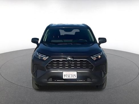 Used 2025 Toyota RAV4 XLE image 4