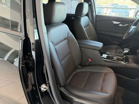 Certified 2024 Chevrolet Blazer RS w/ Enhanced Convenience Package image 18