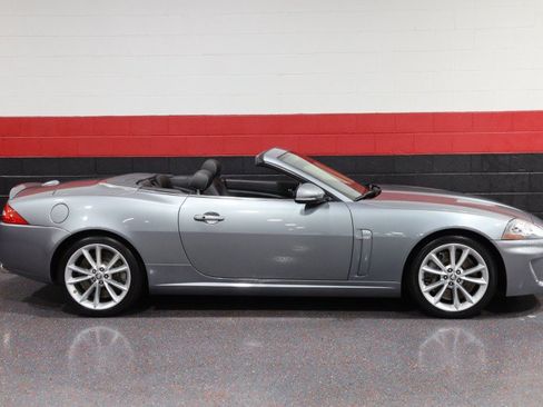 Used 2011 Jaguar XKR R RWD image 9