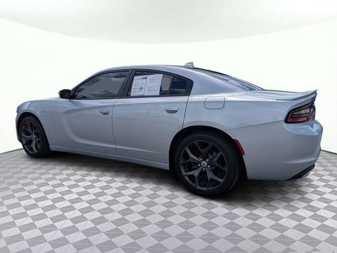 Used 2019 Dodge Charger SXT w/ Plus Group image 6