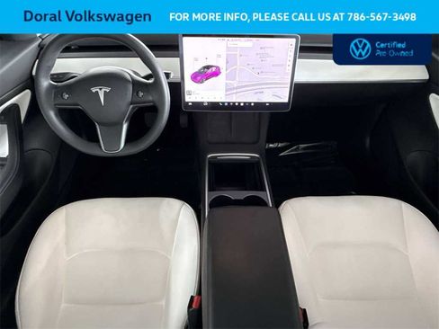 Used 2021 Tesla Model 3 Standard Range Plus image 24