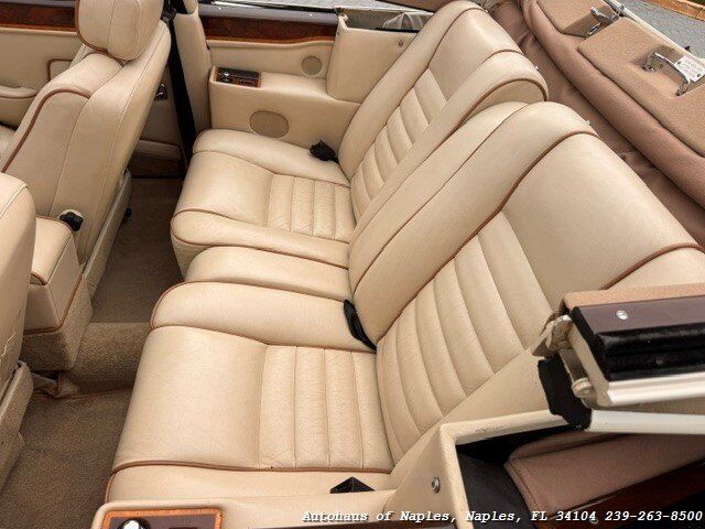 Used 1990 Rolls-Royce Corniche III RWD image 12