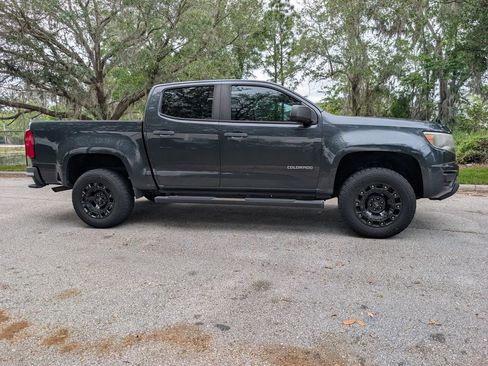 Used 2018 Chevrolet Colorado W/T w/ WT Convenience Package image 10