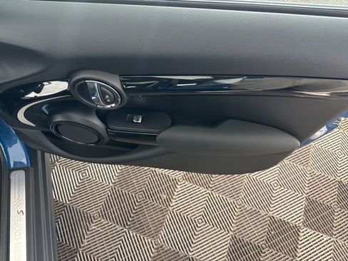 Used 2024 MINI Cooper S FWD image 19