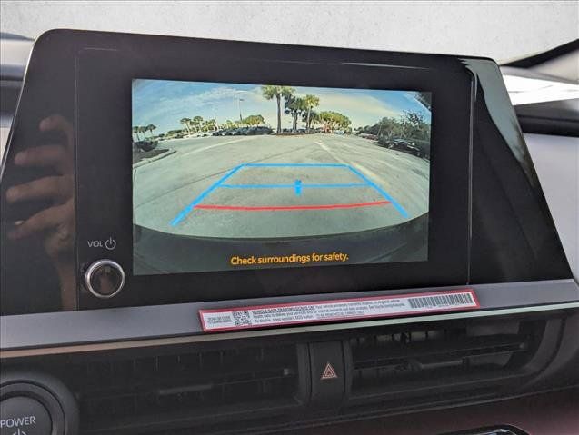 Used 2026 Toyota Prius Plug-In Hybrid FWD image 12