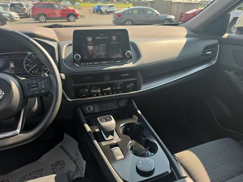 Used 2023 Nissan Rogue SV AWD/4WD image 26
