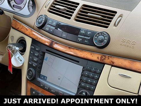 Used 2008 Mercedes-Benz E 350 4MATIC Sedan image 28