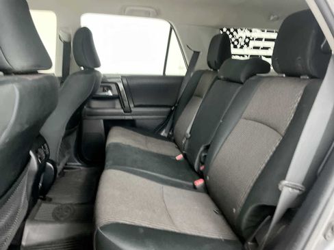 Used 2020 Toyota 4Runner TRD Off-Road AWD/4WD image 29