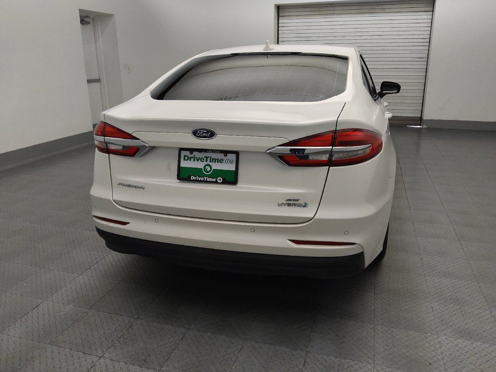 Used 2019 Ford Fusion SE FWD image 7