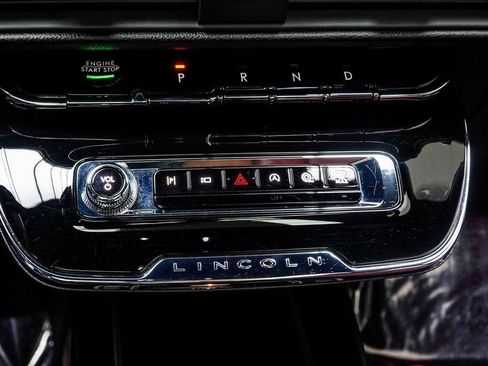 Used 2025 Lincoln Corsair Reserve w/ Equipment Group 202A FWD image 22