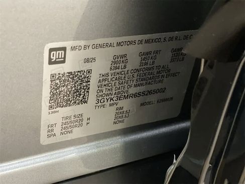 Used 2025 Cadillac Optiq Sport 1 image 29