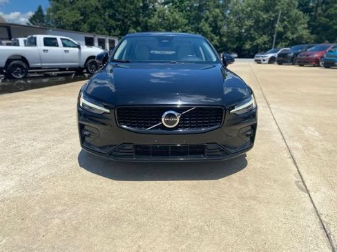 Used 2024 Volvo S60 B5 Core AWD/4WD image 3