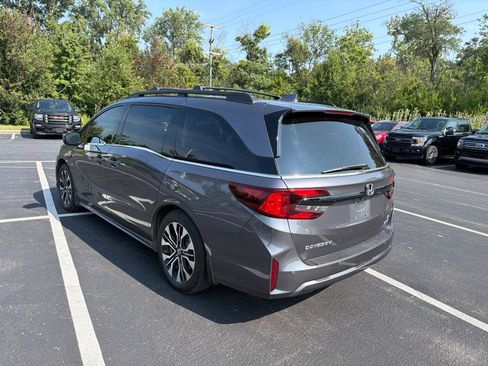 Used 2026 Honda Odyssey Elite image 4