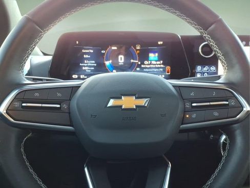 Used 2024 Chevrolet Blazer EV LT image 26