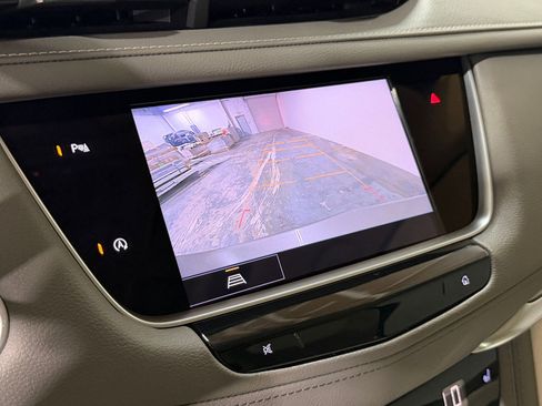 Certified 2022 Cadillac XT5 Premium Luxury image 30