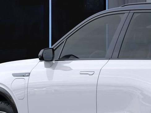 New 2027 Cadillac Vistiq Sport AWD/4WD image 12