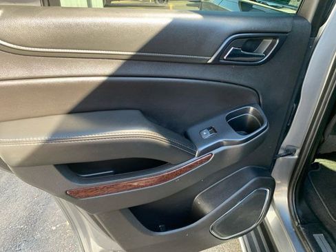 Used 2020 GMC Yukon SLT w/ Open Road Package image 18