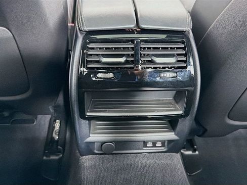 Used 2021 BMW M550i xDrive w/ Premium Package image 28