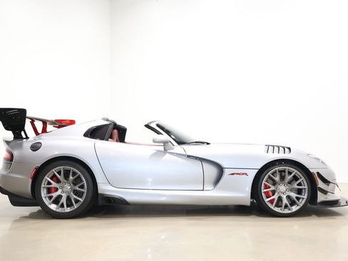 Used 2017 Dodge Viper GTC w/ ACR Package image 55