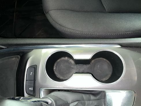 Used 2021 Chevrolet Malibu LT image 21