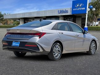 Certified 2024 Hyundai Elantra SEL FWD video 3