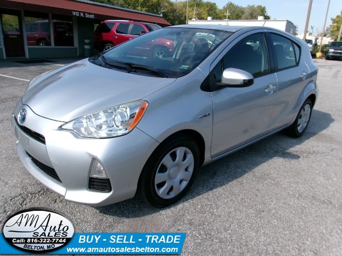 Used 2014 Toyota Prius C Two FWD image 1
