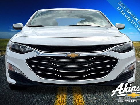 Used 2021 Chevrolet Malibu LT image 2