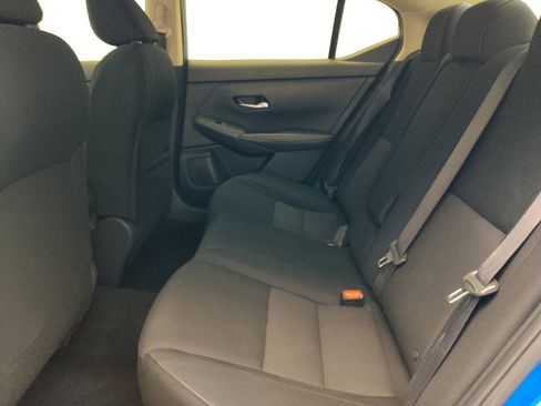 Used 2021 Nissan Sentra SV FWD image 18