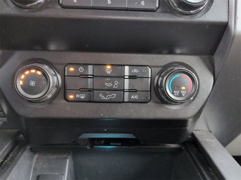 Used 2019 Ford F150 XLT w/ XTR Package image 21