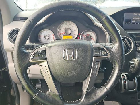 Used 2014 Honda Pilot Touring image 9