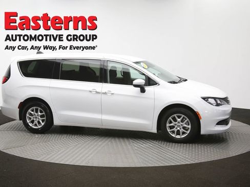 Used 2023 Chrysler Voyager LX FWD image 45