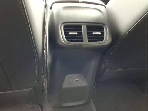 Used 2024 Buick Envision Preferred AWD/4WD image 7