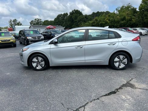 Used 2022 Hyundai Ioniq Blue image 10