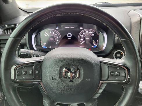 Used 2024 RAM 1500 Limited w/ Body Color Bumper Group image 31